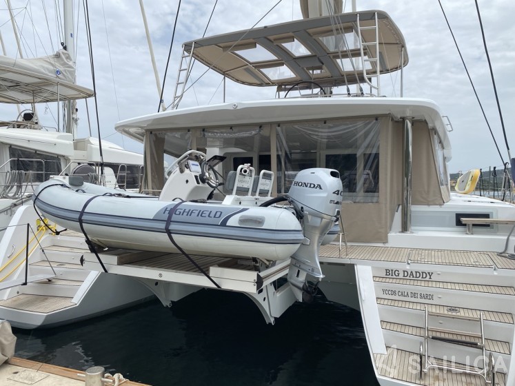 Lagoon 52F - Yacht Charter Sailica