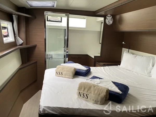 Lagoon 52F - Yacht Charter Sailica