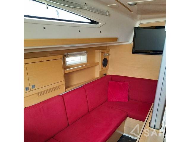 Elan 350 - Yacht Charter Sailica