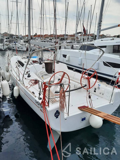 Elan 350 - Yacht Charter Sailica