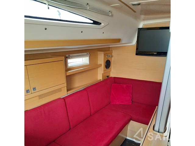 Elan 350 - Yacht Charter Sailica