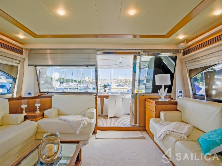 Ferretti 681 - Yacht Charter Sailica