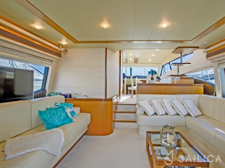 Ferretti 681 - Yacht Charter Sailica