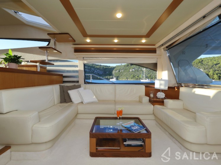 Ferretti 681 - Yacht Charter Sailica