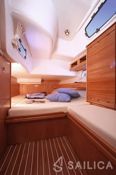 Bavaria 46 Cruiser - Yacht Charter Sailica