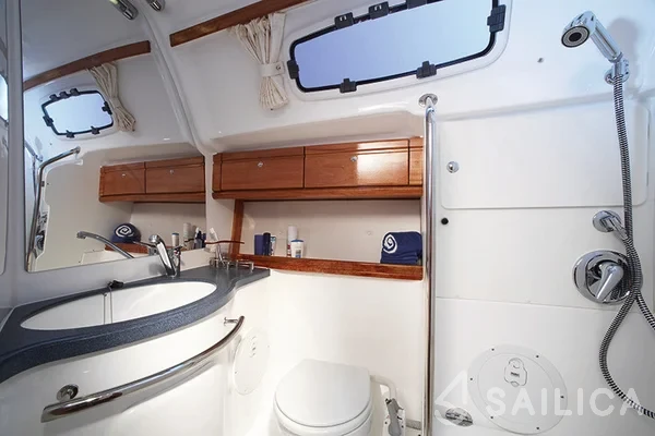 Bavaria 46 Cruiser - Yacht Charter Sailica