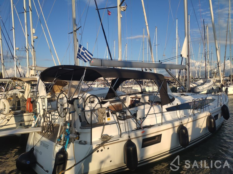 Jeanneau 51 - Yacht Charter Sailica
