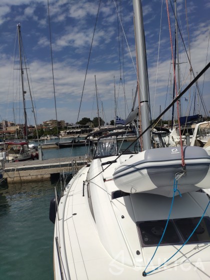 Jeanneau 51 - Yacht Charter Sailica
