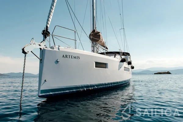 Sun Odyssey 410 - Yacht Charter Sailica