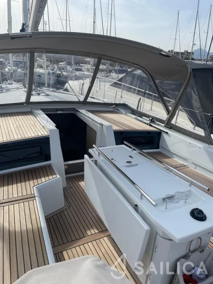 Oceanis 46.1 - Yacht Charter Sailica