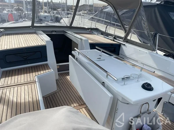 Oceanis 46.1 - Yacht Charter Sailica