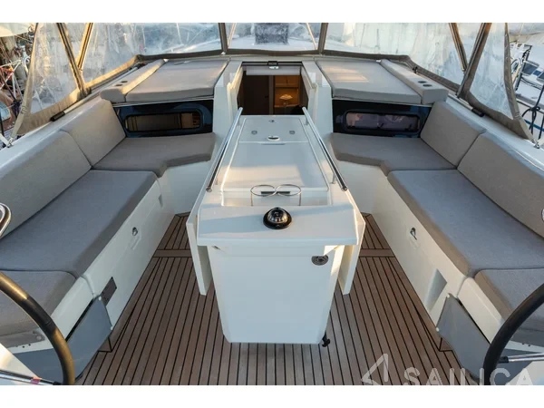 Oceanis 46.1 - Yacht Charter Sailica