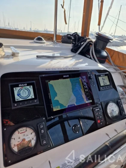 Lagoon 450 S - 4 + 2 cab. - Yacht Charter Sailica