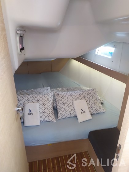 Elan Impression 40 - Yacht Charter Sailica