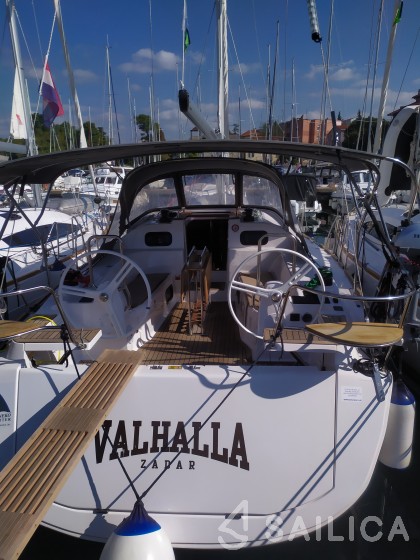 Elan Impression 40 - Yacht Charter Sailica