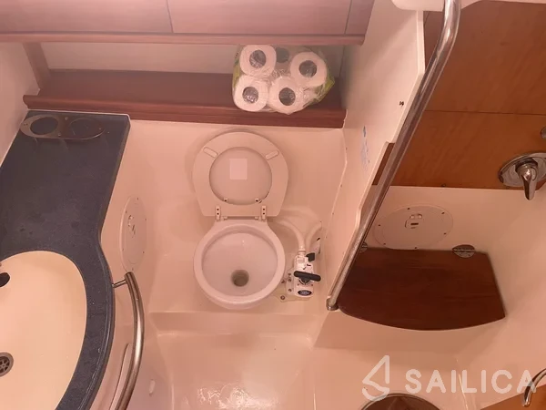 Bavaria 46 - Yacht Charter Sailica