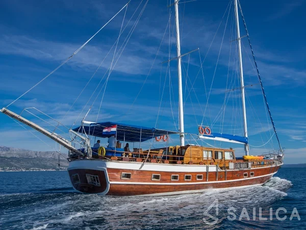 Gulet - Yacht Charter Sailica