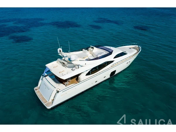 Ferretti 780 - Yacht Charter Sailica