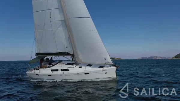 Hanse 415 - Yacht Charter Sailica