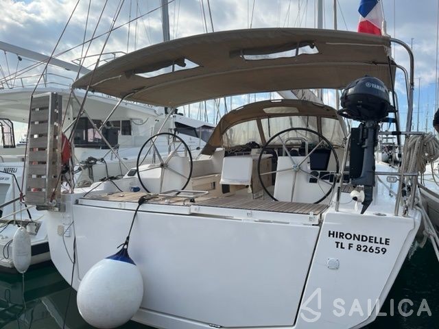 Dufour 460 GL - Yacht Charter Sailica