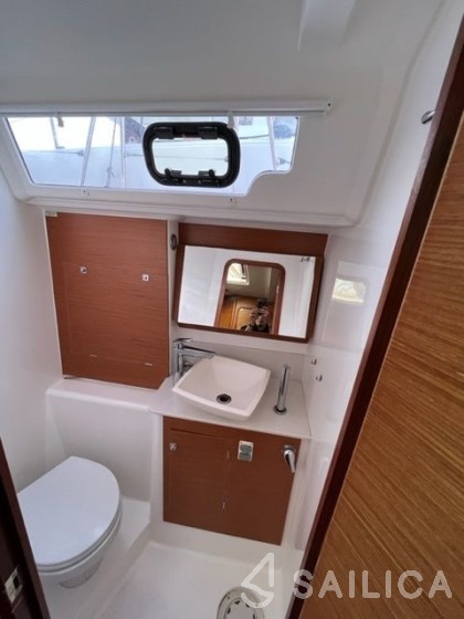 Dufour 460 GL - Yacht Charter Sailica