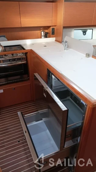 Bavaria C45 - Yacht Charter Sailica