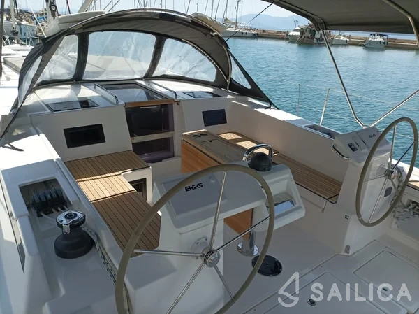Bavaria C45 - Yacht Charter Sailica