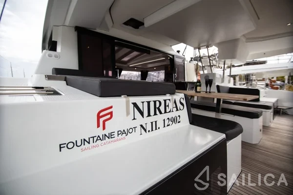 Elba 45 - Yacht Charter Sailica