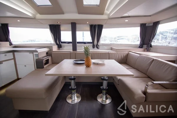 Elba 45 - Yacht Charter Sailica