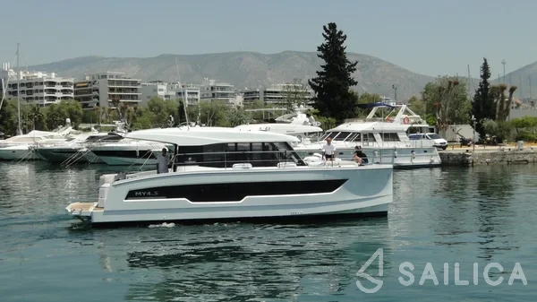 Motoryacht - Yacht Charter Sailica