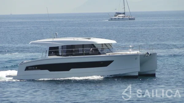 Motoryacht - Yacht Charter Sailica