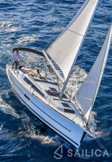 Dufour 360 GL - Yacht Charter Sailica
