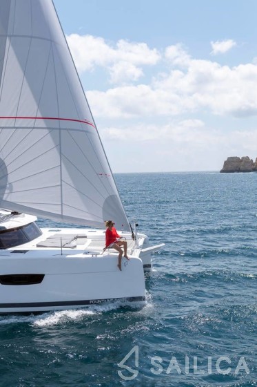 Elba 45 - Yacht Charter Sailica