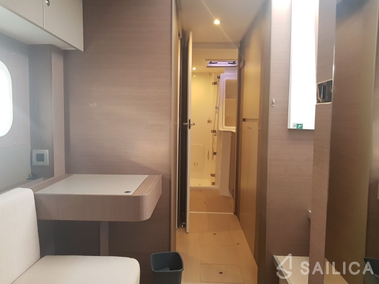 Bali Catspace - Yacht Charter Sailica