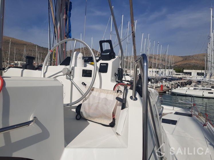 Bali Catspace - Yacht Charter Sailica