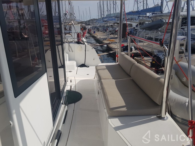 Bali Catspace - Yacht Charter Sailica