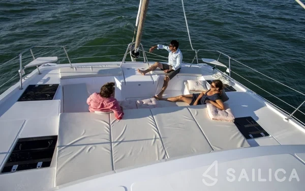 Bali Catspace - Yacht Charter Sailica