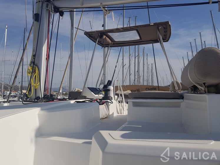 Bali Catspace - Yacht Charter Sailica