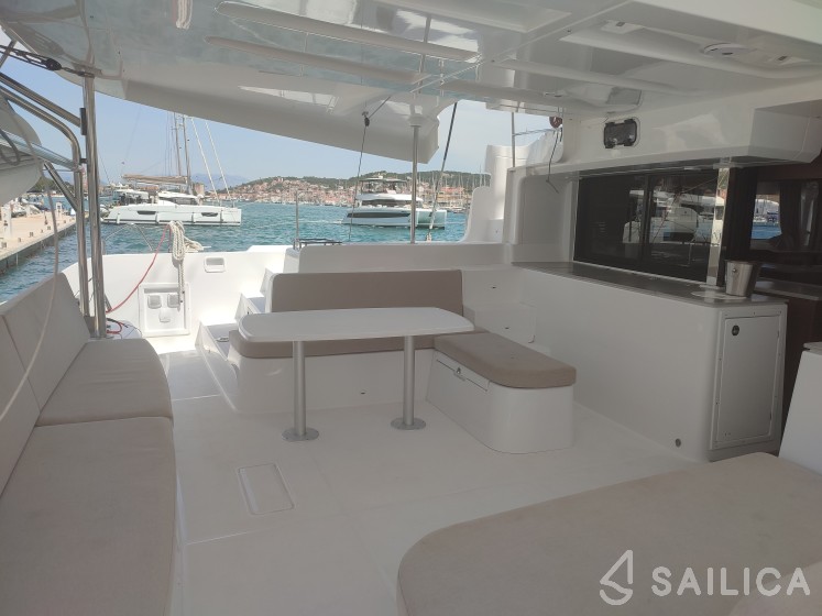 Lagoon 46  - Yacht Charter Sailica