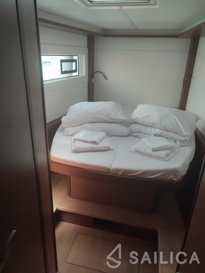 Lagoon 46  - Yacht Charter Sailica