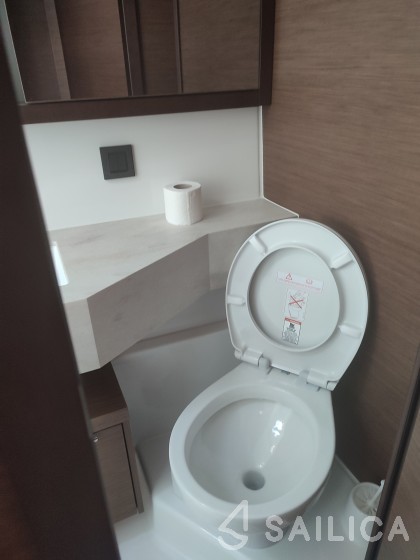 Lagoon 46  - Yacht Charter Sailica