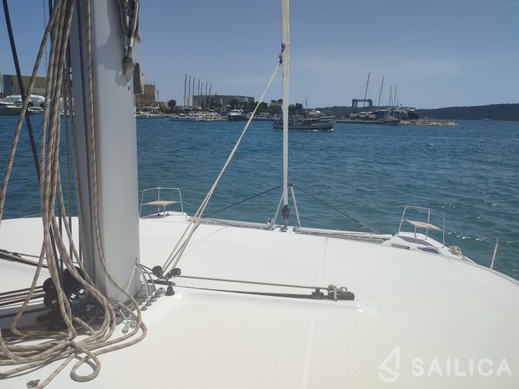 Lagoon 46  - Yacht Charter Sailica