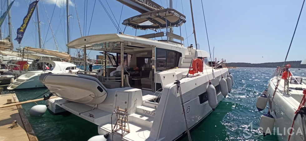 Bali 4.6 - Yacht Charter Sailica