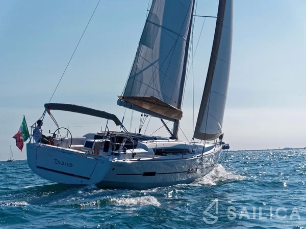 Dufour 412 - Yacht Charter Sailica