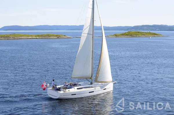 Dufour 412 - Yacht Charter Sailica