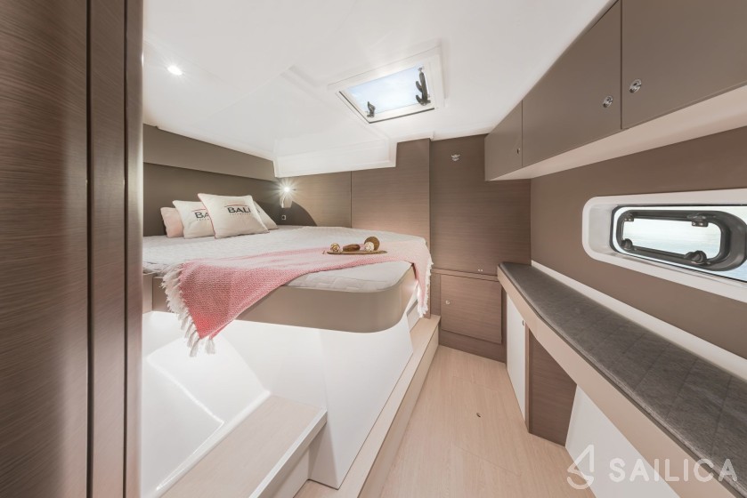 Bali Catspace - Yacht Charter Sailica