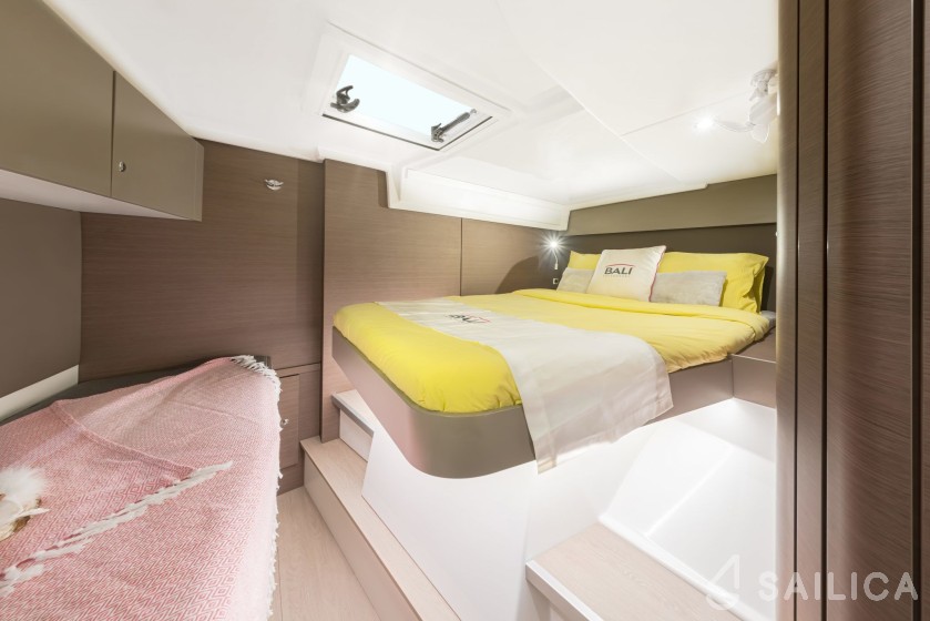 Bali Catspace - Yacht Charter Sailica