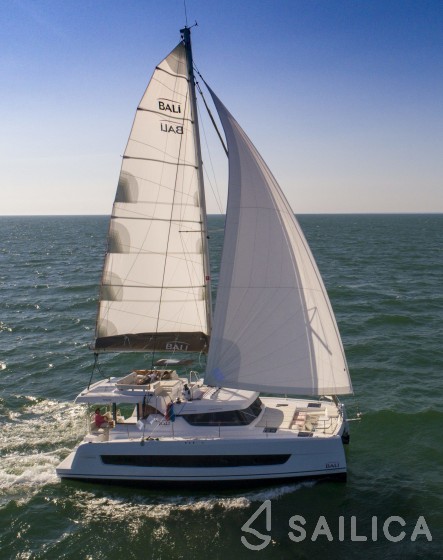 Bali Catspace - Yacht Charter Sailica