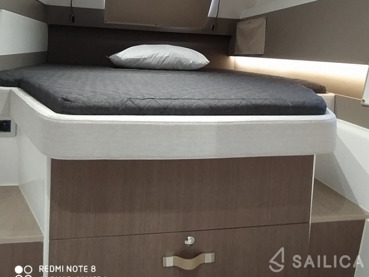 Bali 4.3 MY - Yacht Charter Sailica