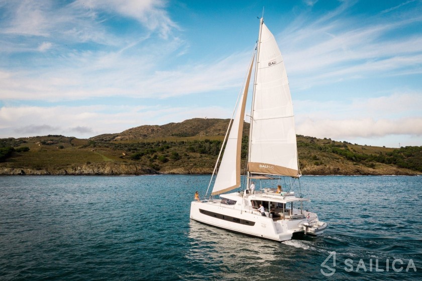 Bali 4.6 - Yacht Charter Sailica